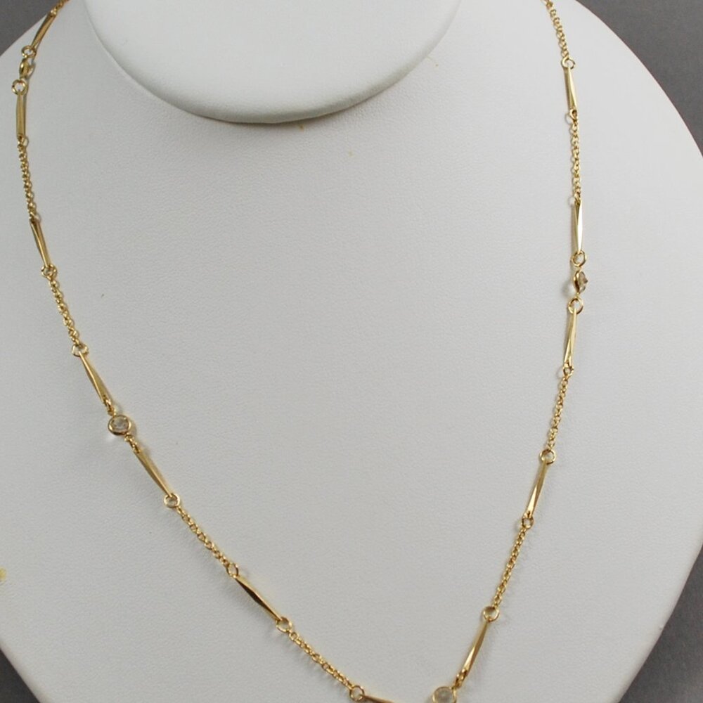 1984 Avon Simulated Diamond Accent in Goldtone Necklace and Bracelet Set - Picture 5 of 9